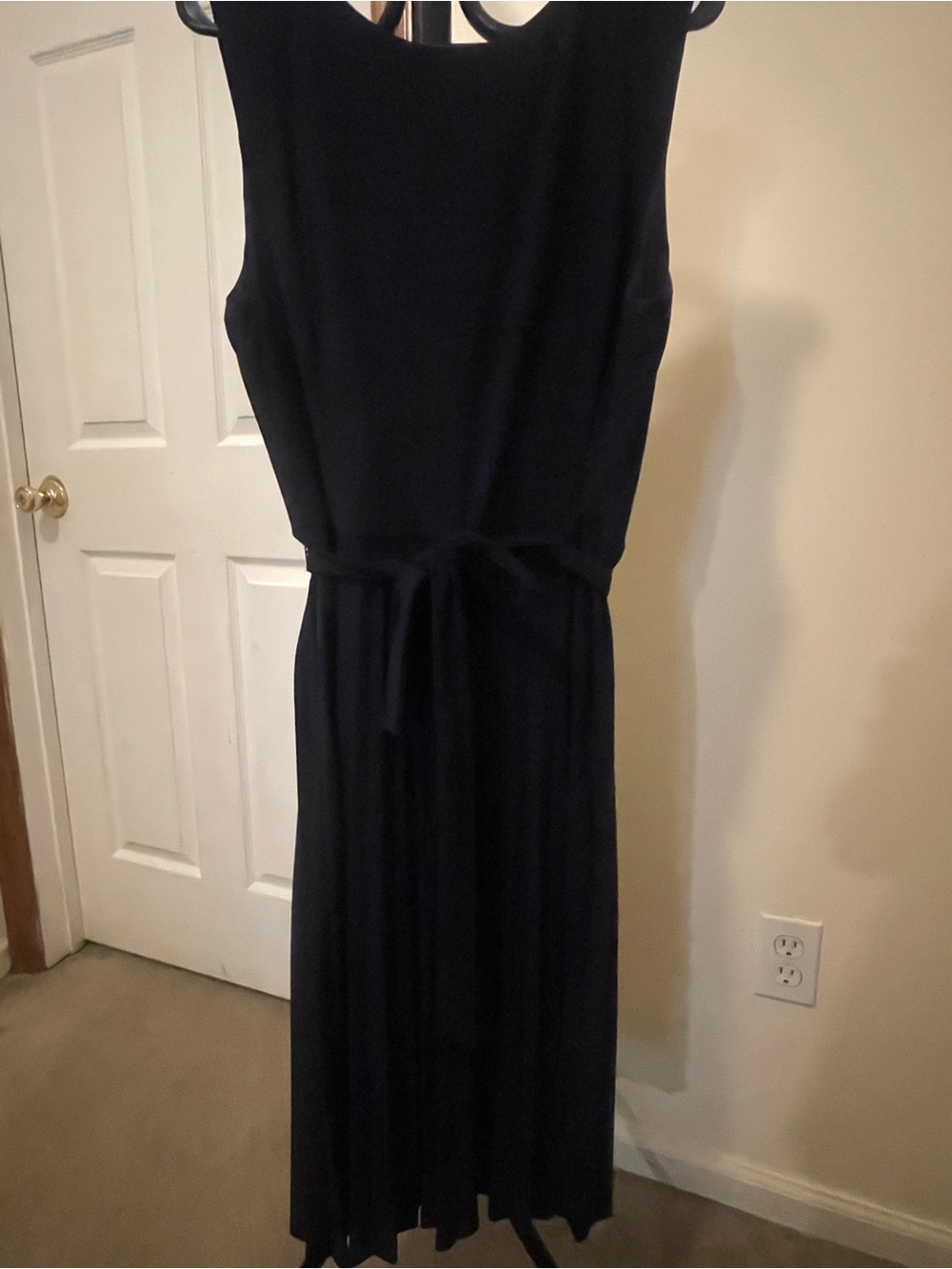 Evan Picone Sleeveless Navy Blue  Maxi Dress with Waist Tie